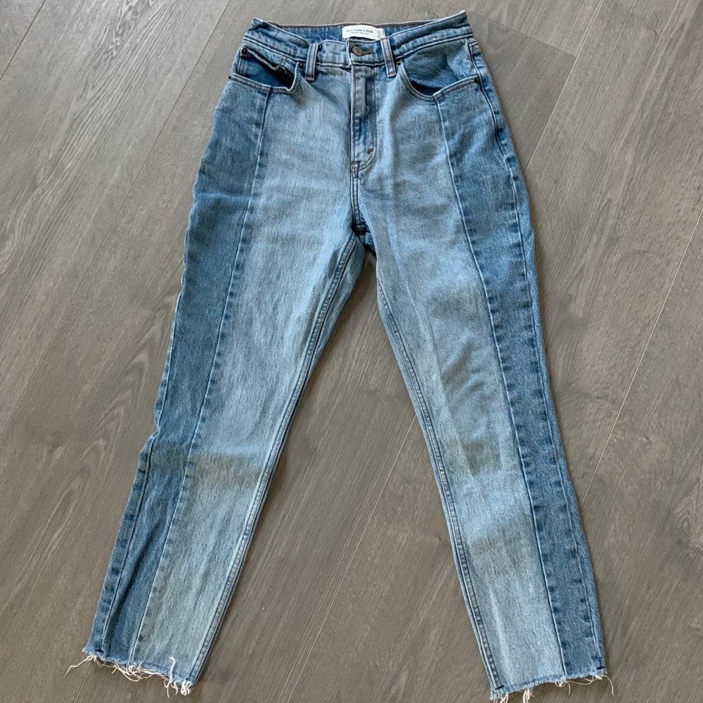 Abercrombie+Fitch High Rise Mom Jeans
